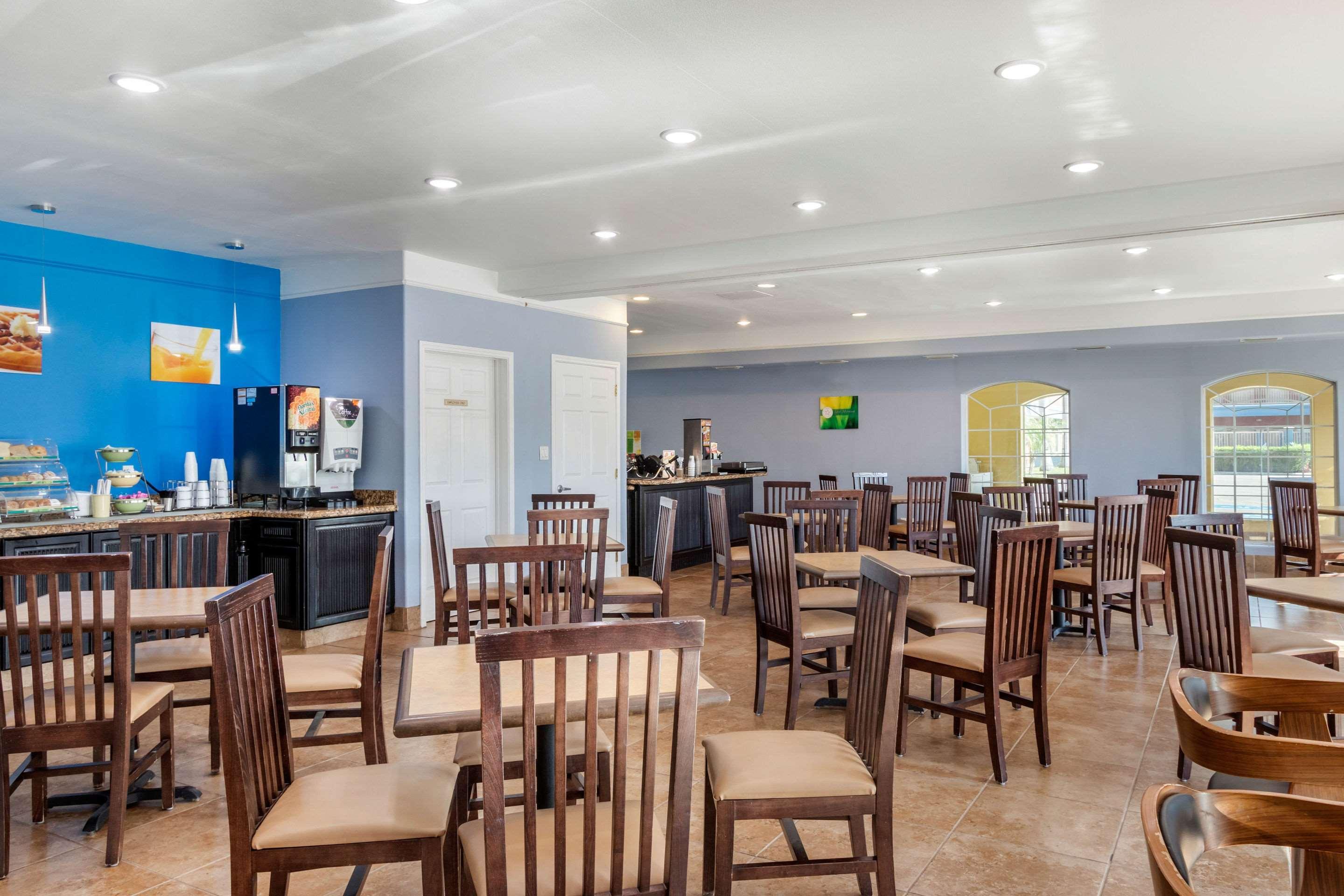 Quality Inn & Suites At The Outlets Mercedes-Weslaco Eksteriør bilde