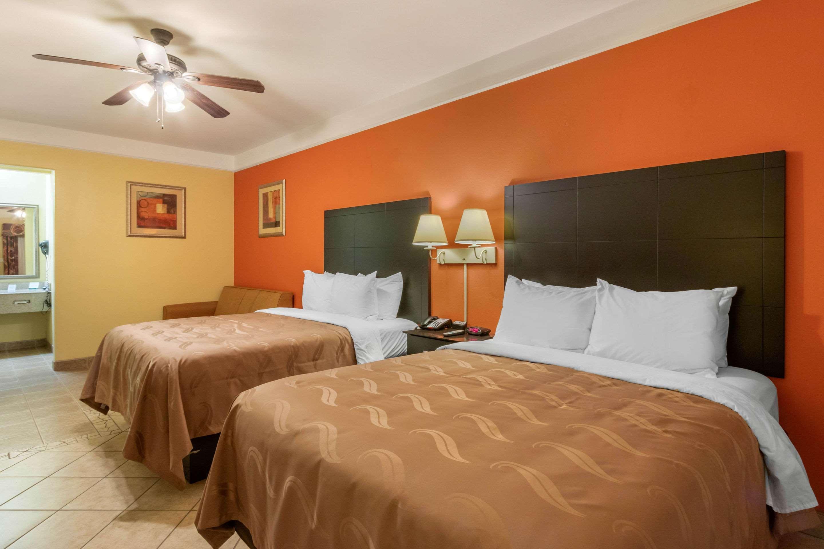 Quality Inn & Suites At The Outlets Mercedes-Weslaco Eksteriør bilde