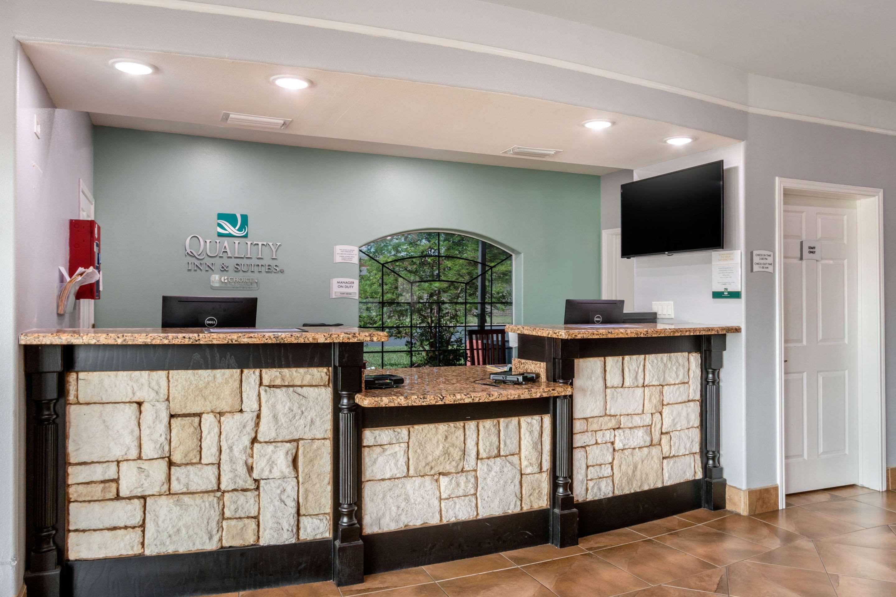 Quality Inn & Suites At The Outlets Mercedes-Weslaco Eksteriør bilde