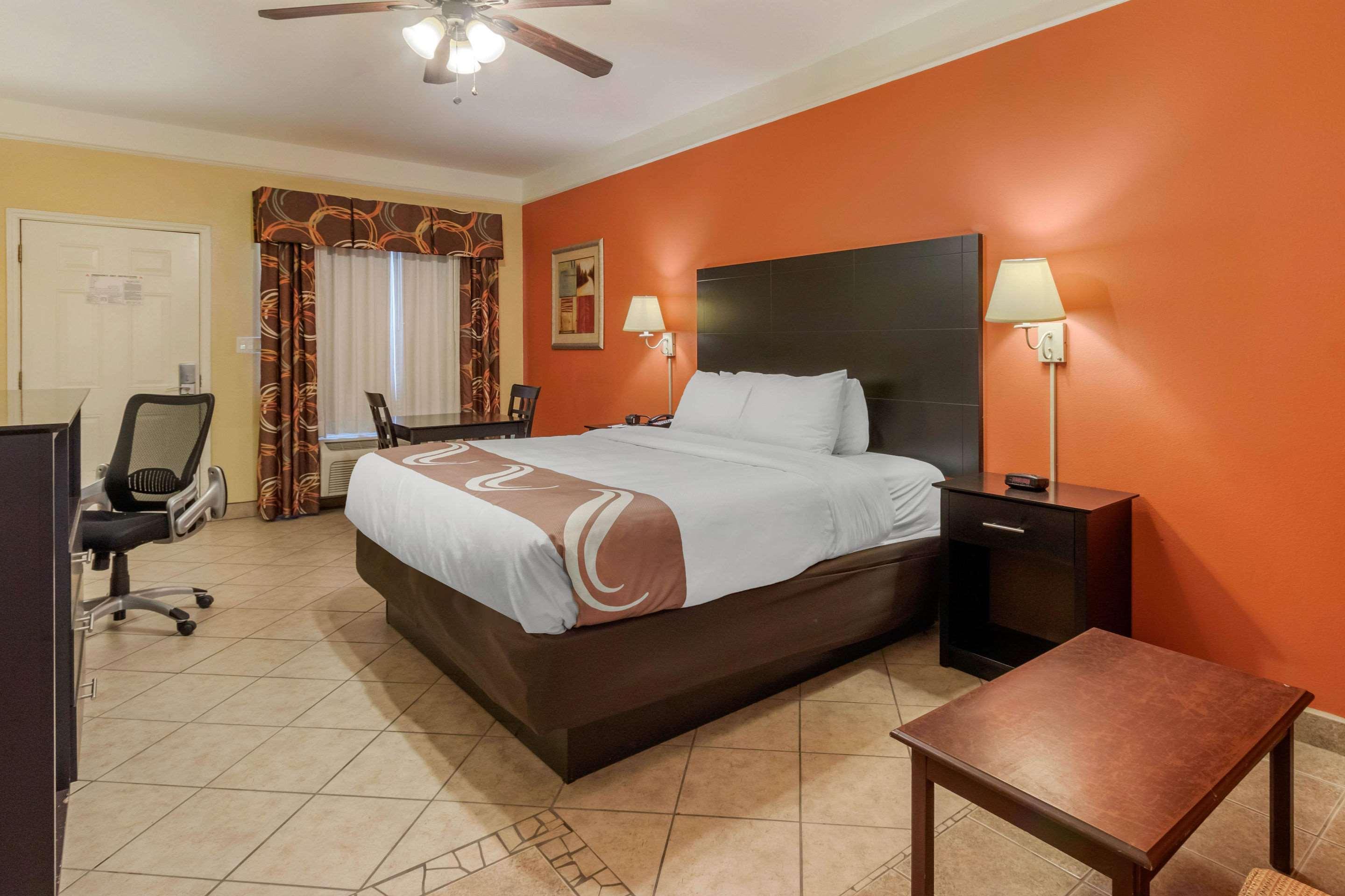 Quality Inn & Suites At The Outlets Mercedes-Weslaco Eksteriør bilde