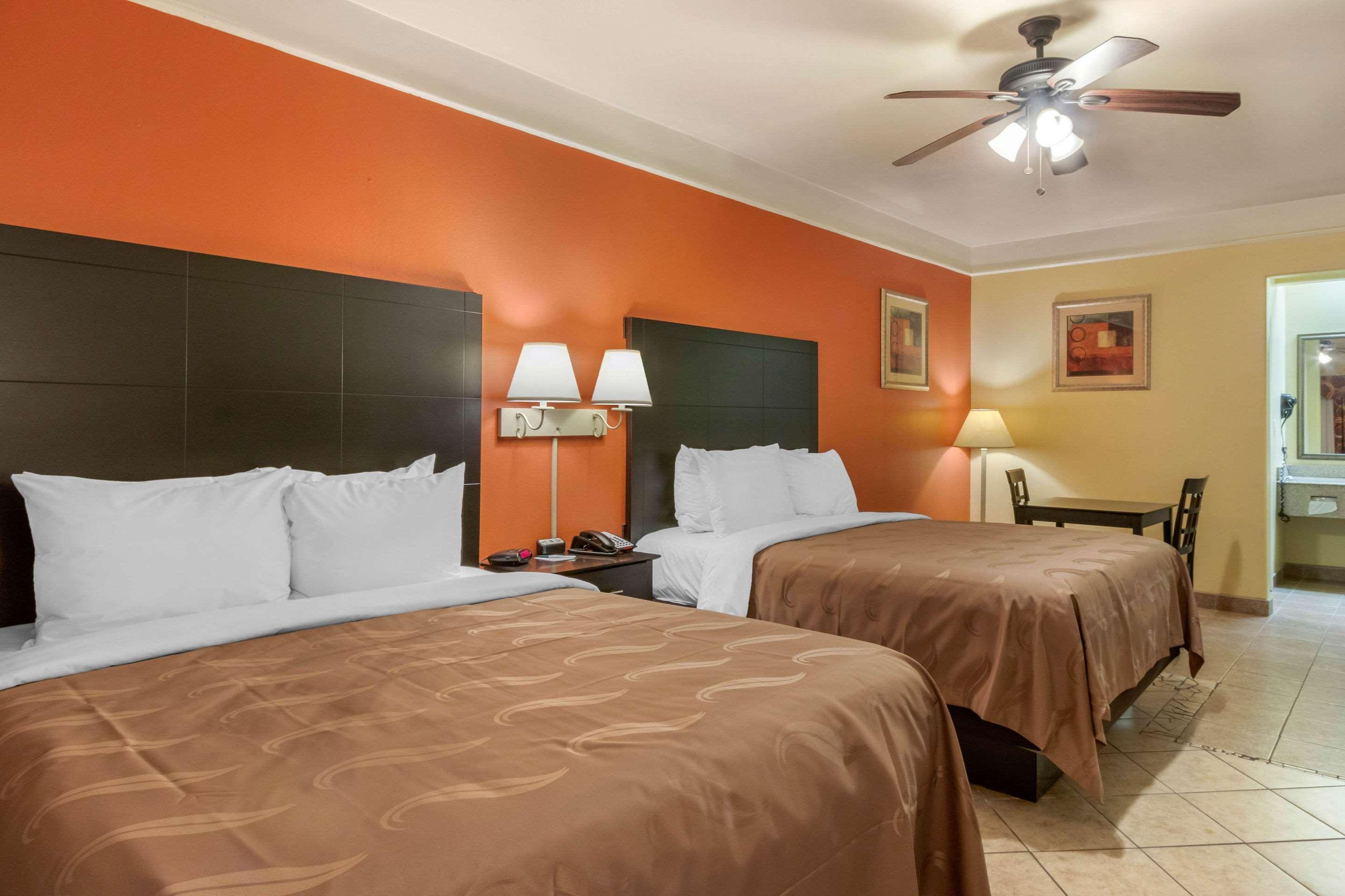 Quality Inn & Suites At The Outlets Mercedes-Weslaco Eksteriør bilde