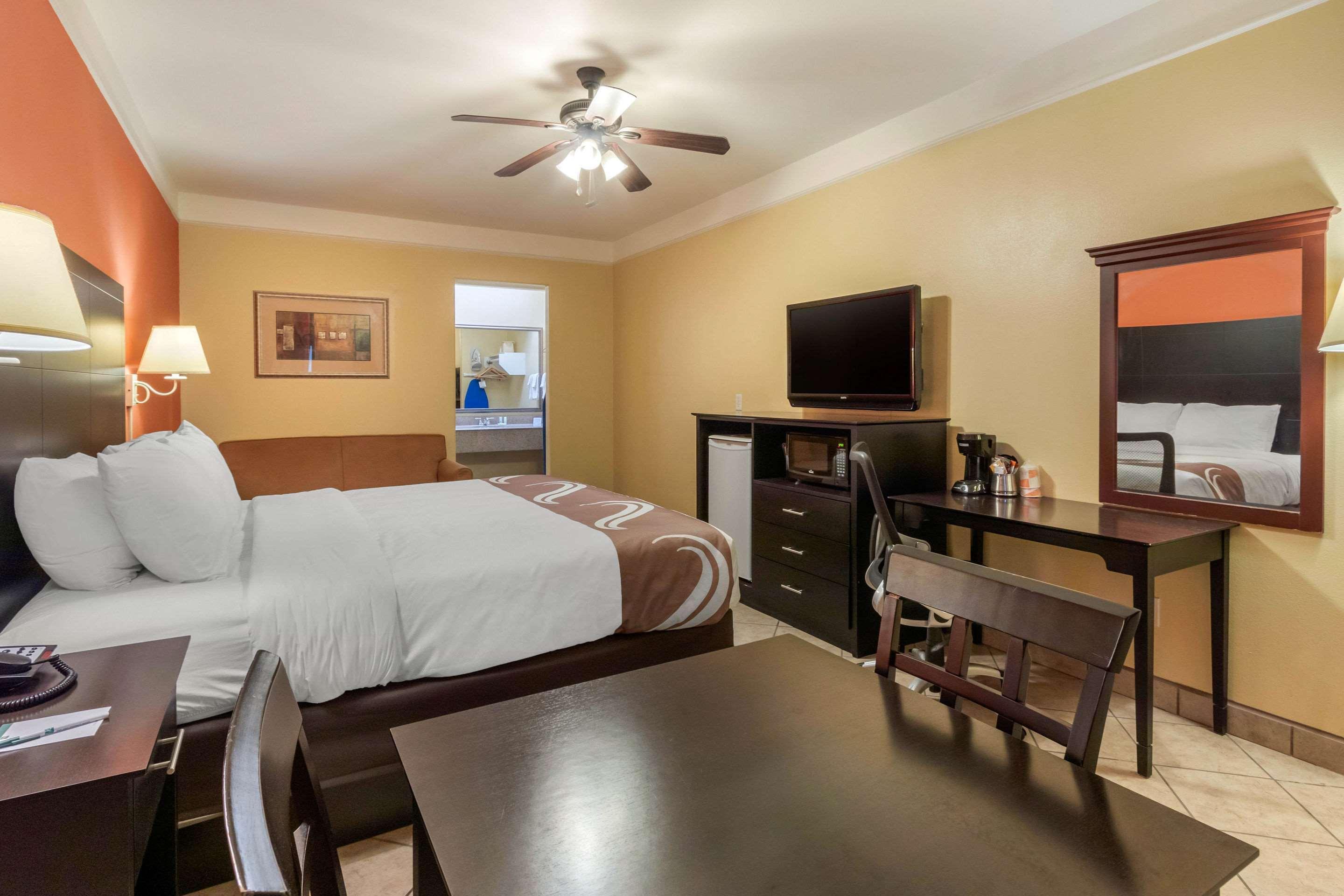 Quality Inn & Suites At The Outlets Mercedes-Weslaco Eksteriør bilde