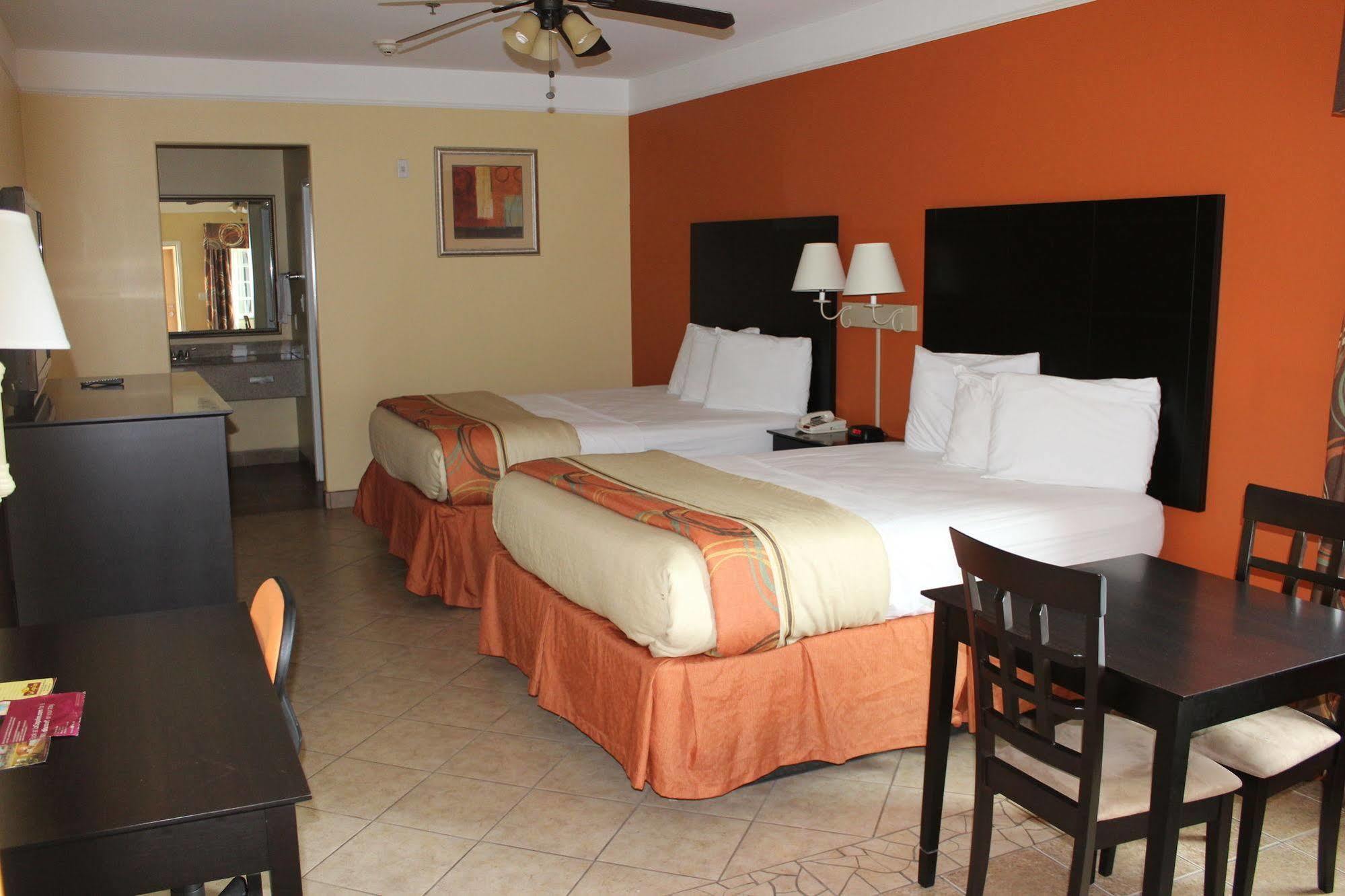 Quality Inn & Suites At The Outlets Mercedes-Weslaco Eksteriør bilde